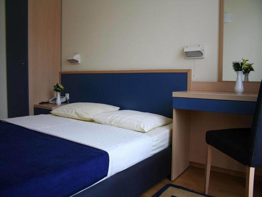 Hotel Cubic Laktaši Chambre photo